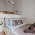 Apartment Noble Under Buda Castle With Ac *
